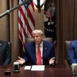 ترامپ دوشنبه شب با مقام‌های ارشد امنیت ملی دربارهٔ گام‌های بعدی در قبال ونزوئلا دیدار می‌کند