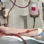 زندگی میان کیسه‌های خون و قرص‌های نایاب/ تالاسمی در تنگنای گرانی دارو/حذف حمایت دارویی افزایش عوارض را به دنبال دارد