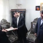 دیدار وزیر ارتباطات با خانواده یکی از شهدای کرمانیِ جنگ ۱۲ روزه